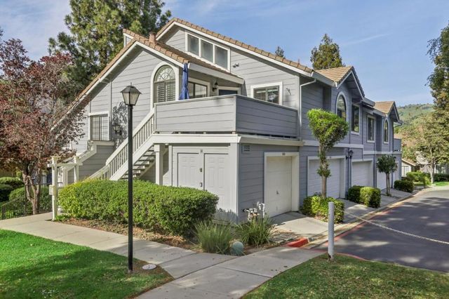 2890 Buena Crest Court, San Jose, CA 95121