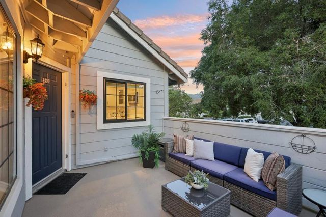 2890 Buena Crest Court, San Jose, CA 95121