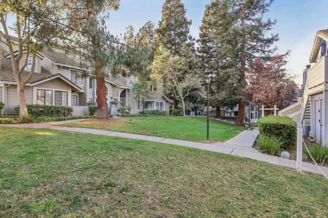 2890 Buena Crest Court, San Jose, CA 95121