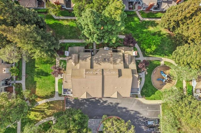 2890 Buena Crest Court, San Jose, CA 95121