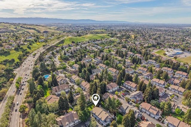 2890 Buena Crest Court, San Jose, CA 95121