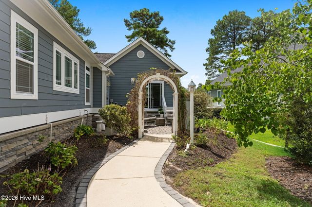 459 Dunlieth Street NW, Calabash, NC 28467