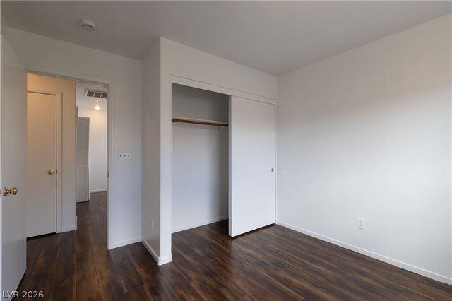 9522 Grand Fir Court, Las Vegas, NV 89123