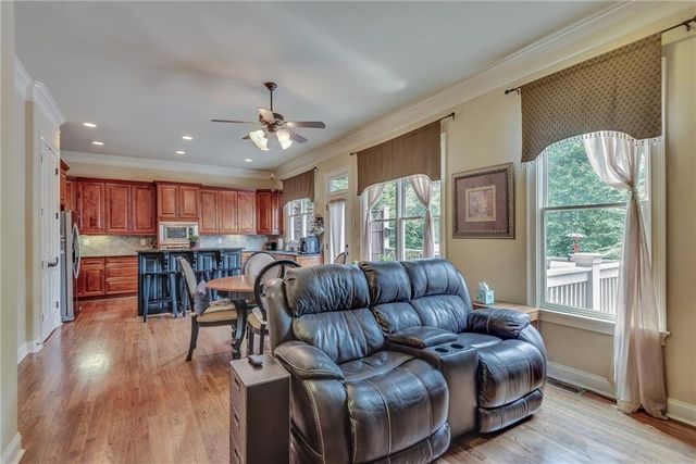 141 Staddlebridge Avenue, Canton, GA 30114