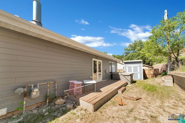 1302 ST CLOUD ST, Rapid City, SD 57701