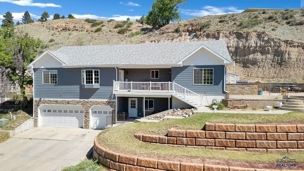 1302 ST CLOUD ST, Rapid City, SD 57701