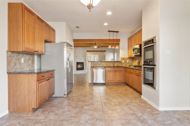 3984 Montana Verde, Santa Fe, NM 87507