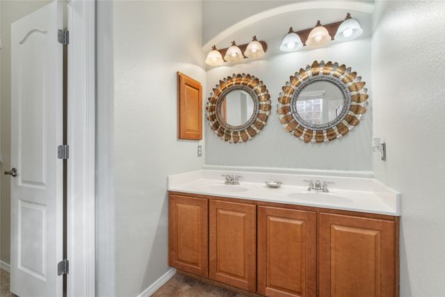 3984 Montana Verde, Santa Fe, NM 87507