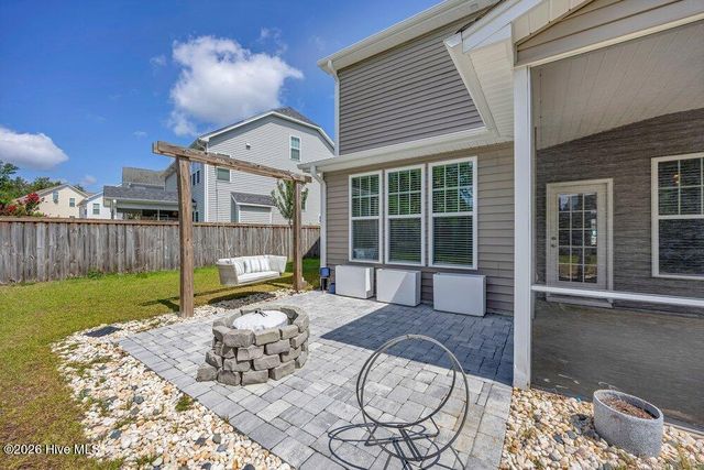 5023 Laurenbridge Lane, Wilmington, NC 28409