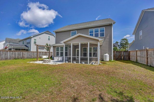 5023 Laurenbridge Lane, Wilmington, NC 28409