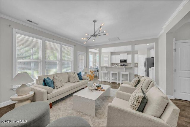 5023 Laurenbridge Lane, Wilmington, NC 28409