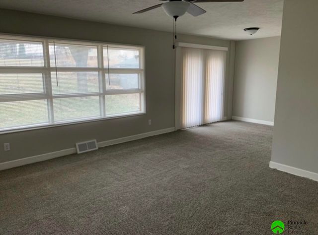 5141 W Zeamer Street, Lincoln, NE 68524