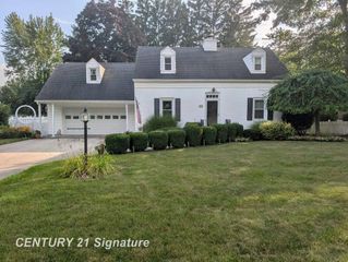 4425 Dirker Road, Saginaw, MI 48638