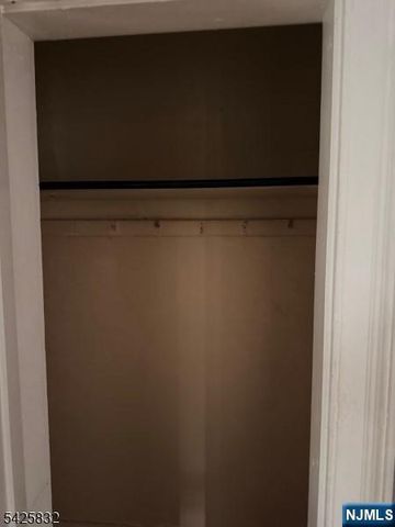 38 Emmet Street, Newark, NJ 07114