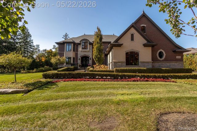 46646 7 Mile Road, Northville Township, MI 48167