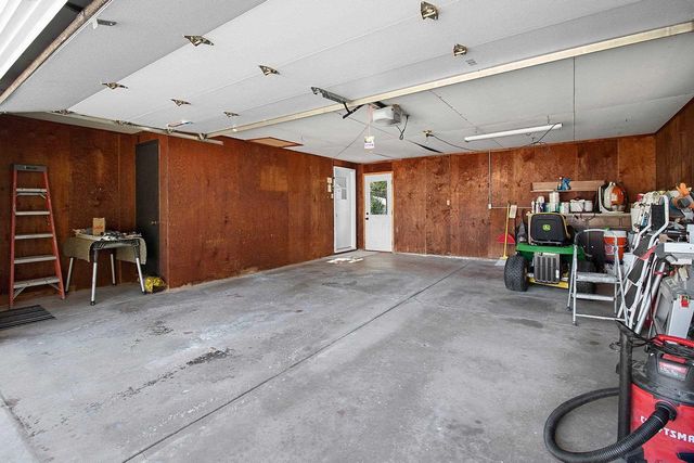 925 LA CROIX AVENUE, Green Bay, WI 54304