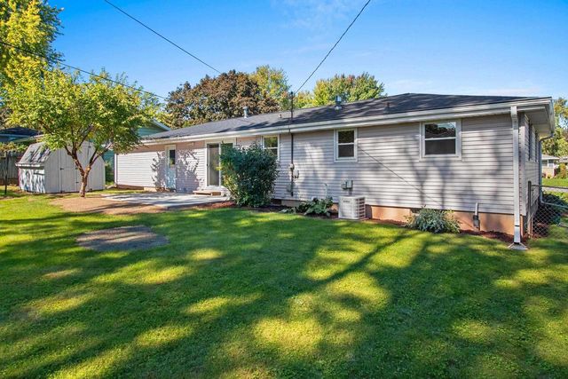 925 LA CROIX AVENUE, Green Bay, WI 54304