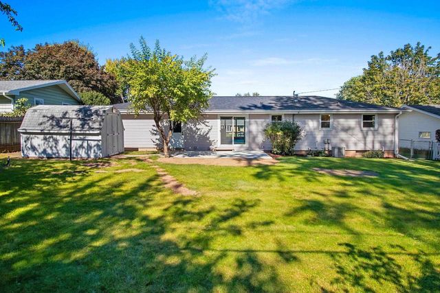 925 LA CROIX AVENUE, Green Bay, WI 54304