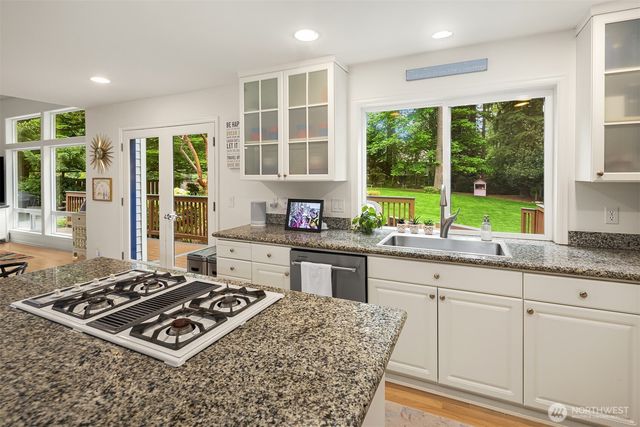 21728 NE 81st Street, Redmond, WA 98053