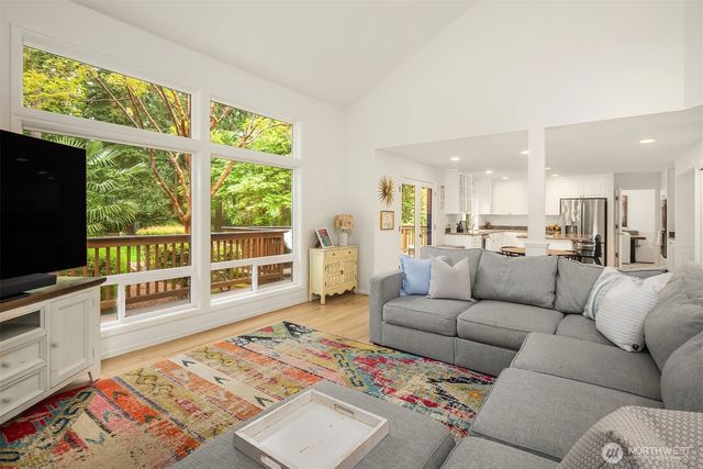 21728 NE 81st Street, Redmond, WA 98053