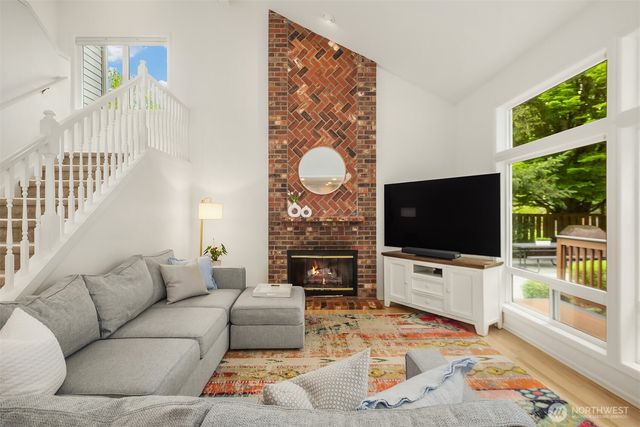 21728 NE 81st Street, Redmond, WA 98053