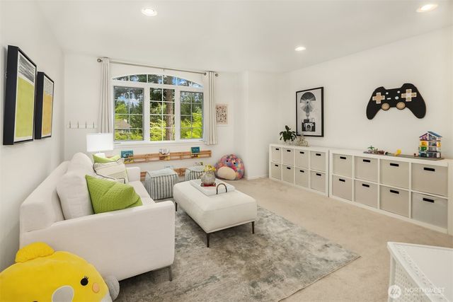 21728 NE 81st Street, Redmond, WA 98053