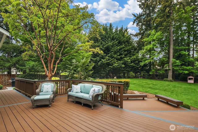 21728 NE 81st Street, Redmond, WA 98053
