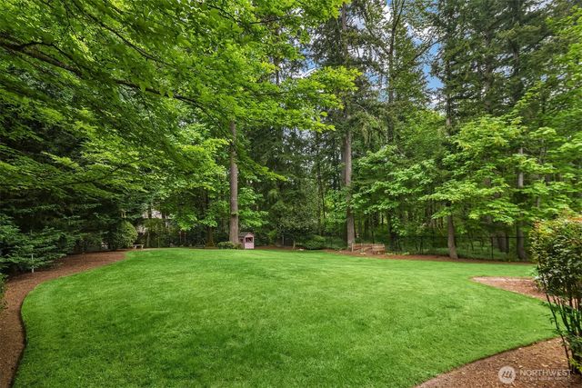 21728 NE 81st Street, Redmond, WA 98053