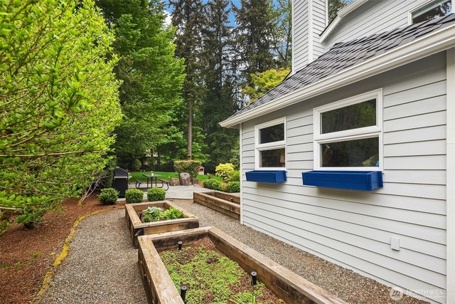 21728 NE 81st Street, Redmond, WA 98053