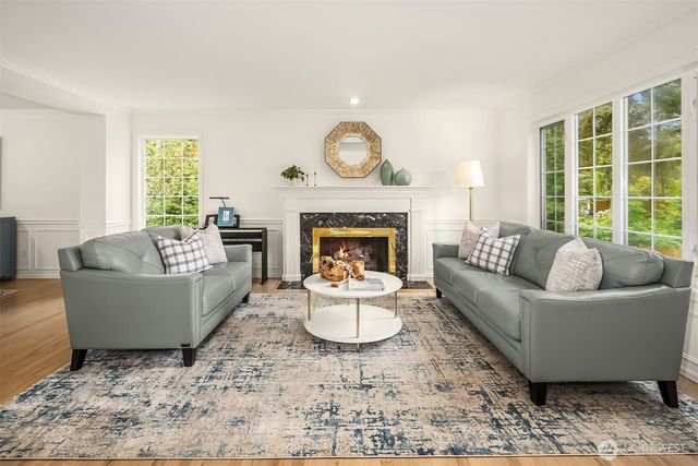21728 NE 81st Street, Redmond, WA 98053