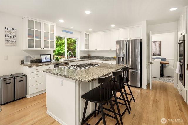 21728 NE 81st Street, Redmond, WA 98053