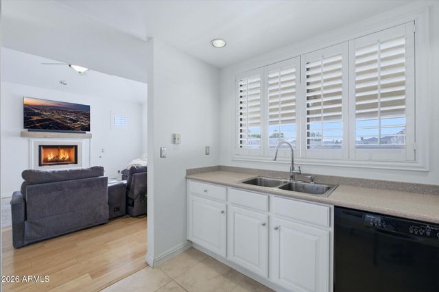 8270 N HAYDEN Road 2037, Scottsdale, AZ 85258