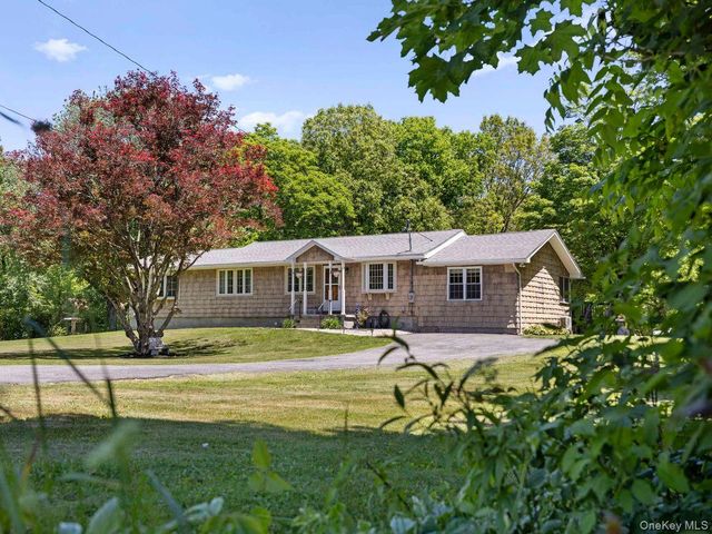 284 Tuckers Corners Road, Highland, NY 12528