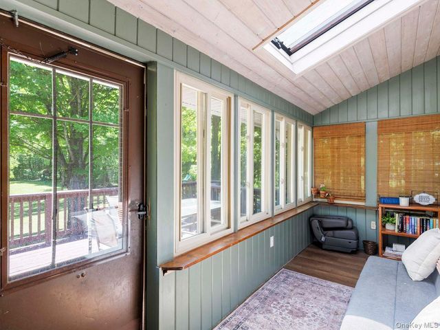 284 Tuckers Corners Road, Highland, NY 12528