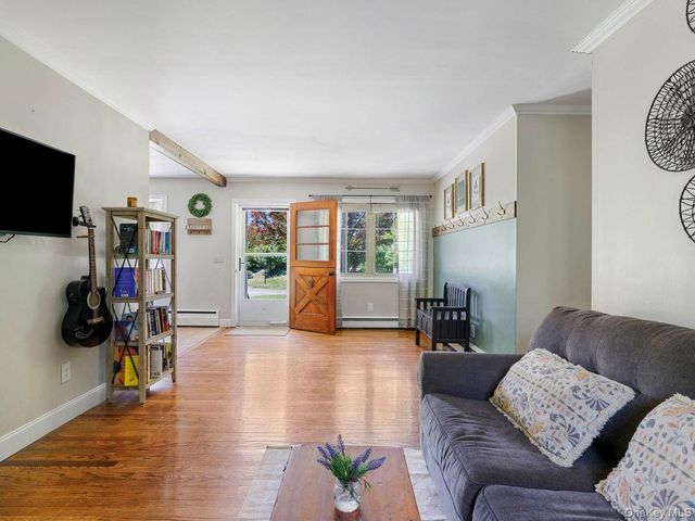 284 Tuckers Corners Road, Highland, NY 12528