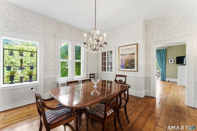 26 Spruce Street, Fairfield, CT 06890