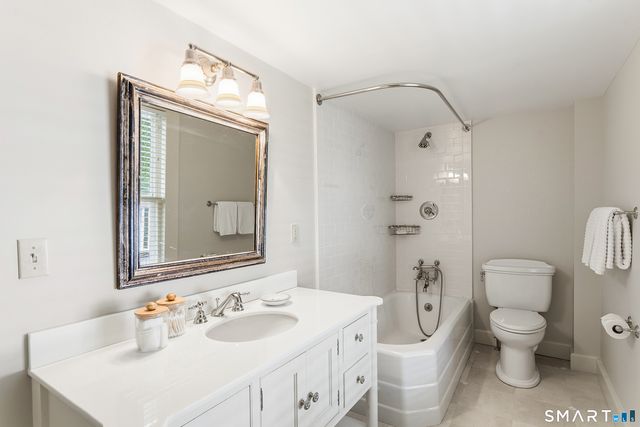 26 Spruce Street, Fairfield, CT 06890