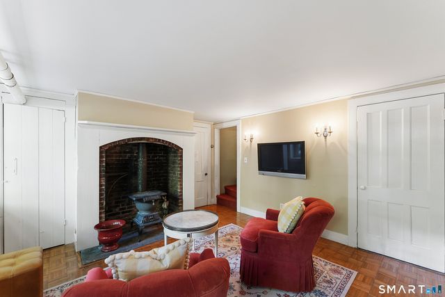 26 Spruce Street, Fairfield, CT 06890