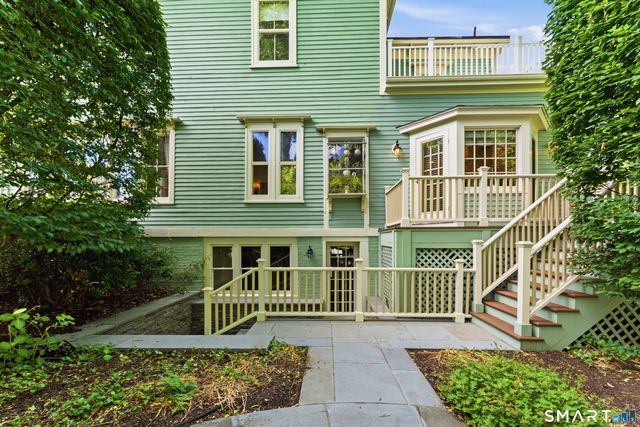 26 Spruce Street, Fairfield, CT 06890