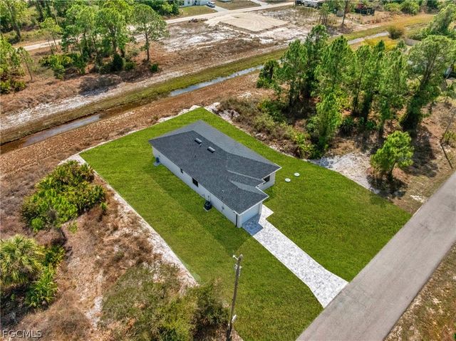 1037 Citrus AVE S, Lehigh Acres, FL 33974