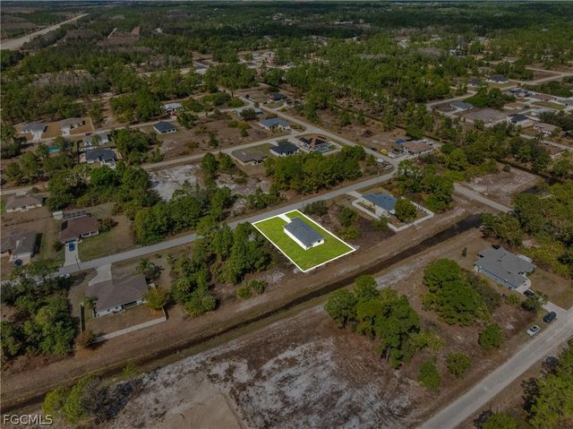 1037 Citrus AVE S, Lehigh Acres, FL 33974