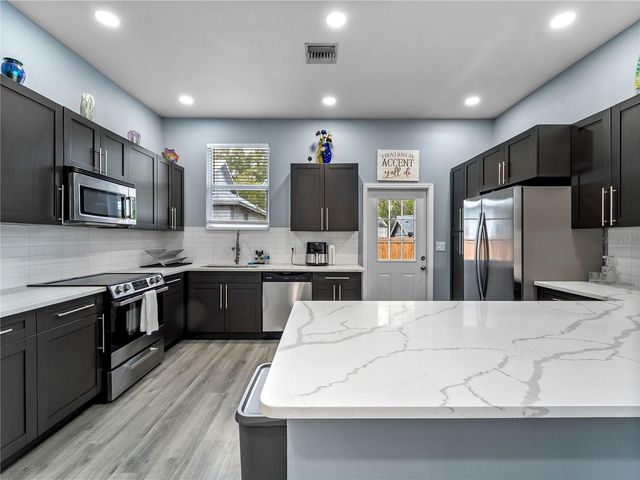 3014 N TAMPA STREET, Tampa, FL 33603
