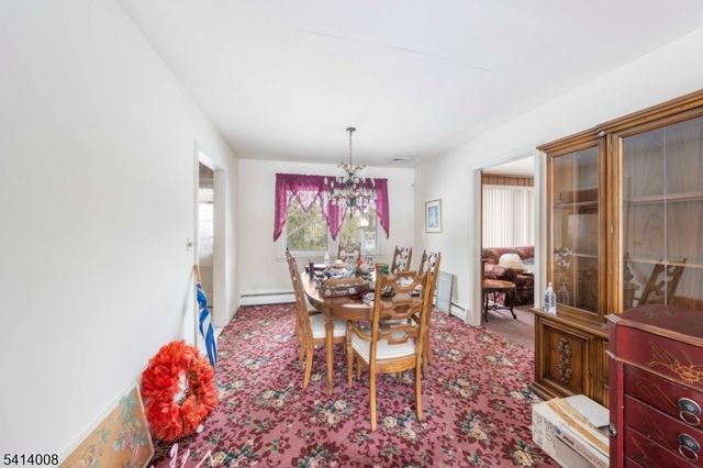 1105 Georgian Dr, Linden City, NJ 07036