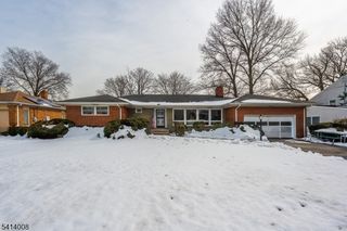 1105 Georgian Dr, Linden City, NJ 07036