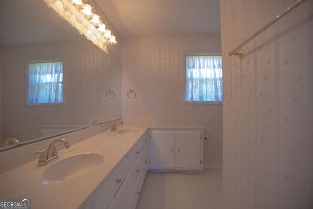 743 Cattle Hammock Road, Midway, GA 31320