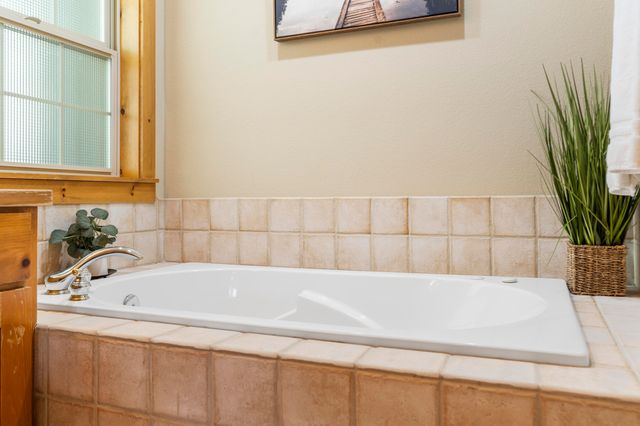 18189 Oregon Loop 5, Sunriver, OR 97707