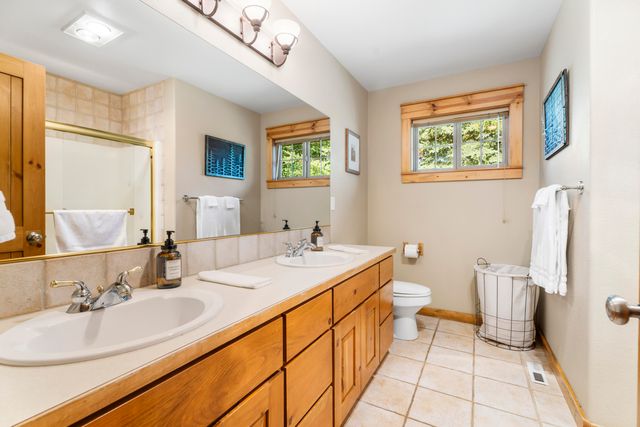 18189 Oregon Loop 5, Sunriver, OR 97707