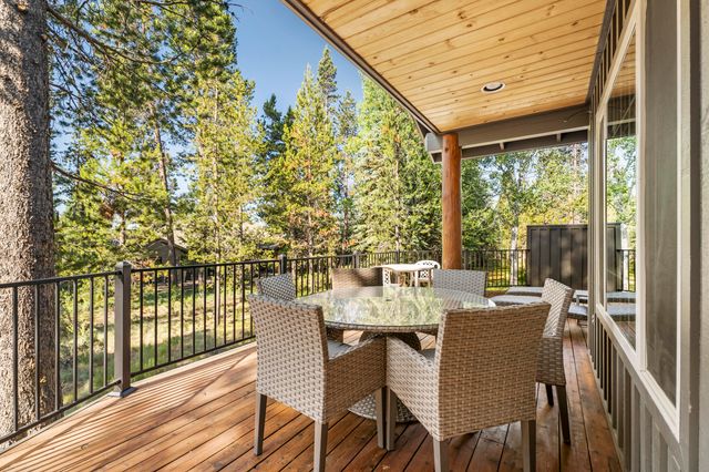 18189 Oregon Loop 5, Sunriver, OR 97707