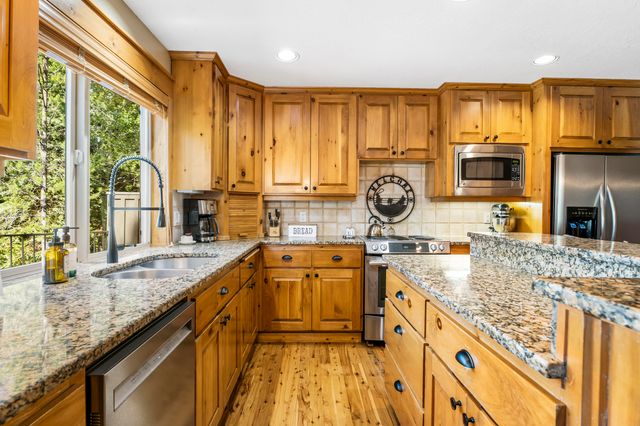 18189 Oregon Loop 5, Sunriver, OR 97707