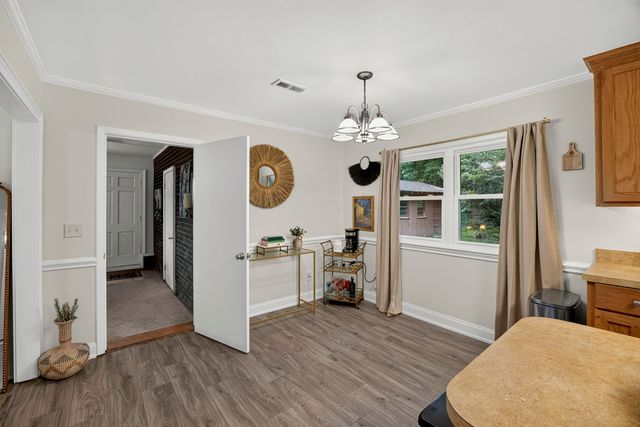 124 Helen Drive, Summerville, SC 29483